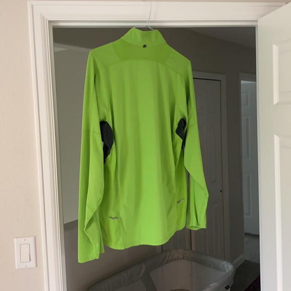 Nike Large Running Pullover - Picture 3 of 5